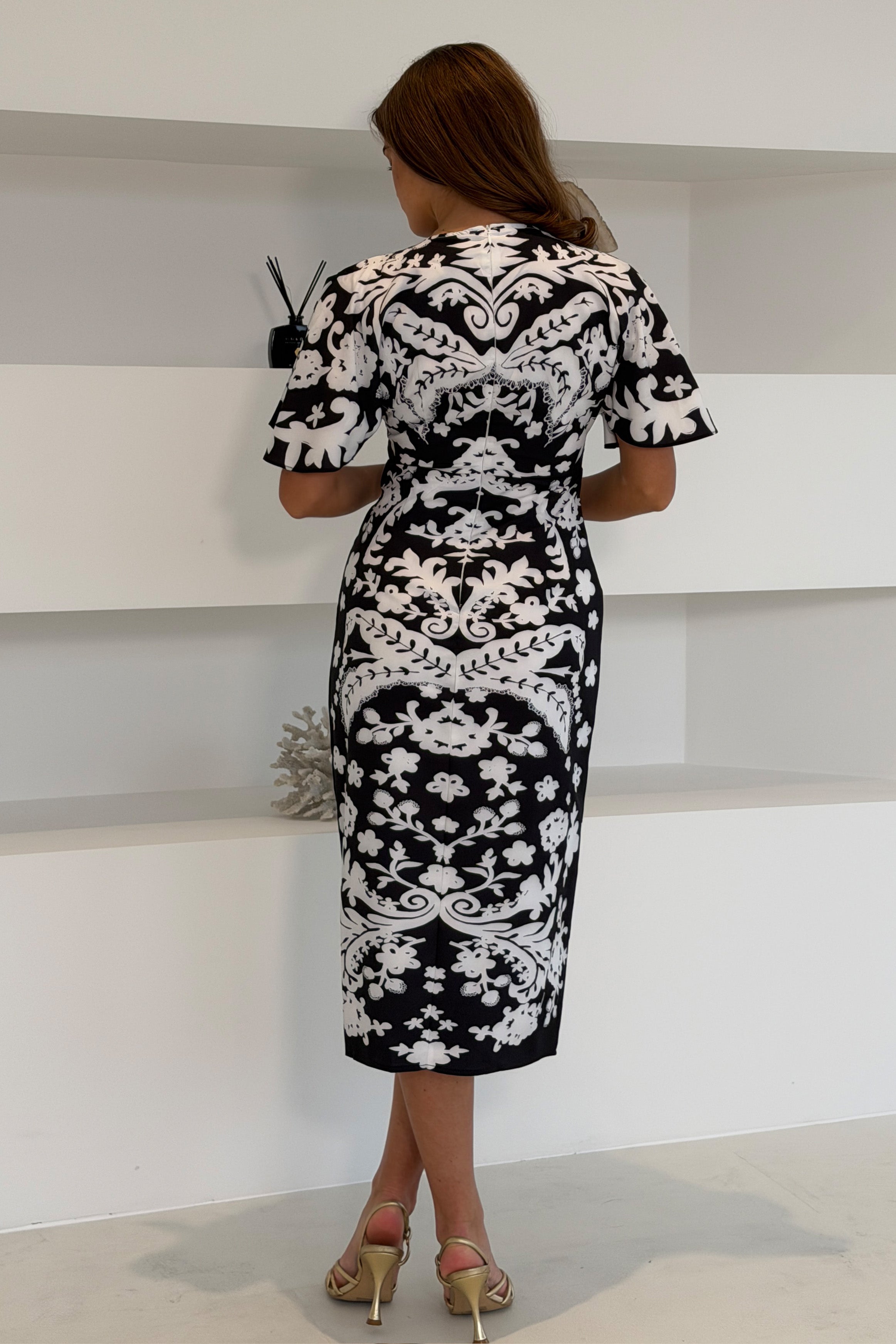 Vestido midi blanco y negro Jocelyn
